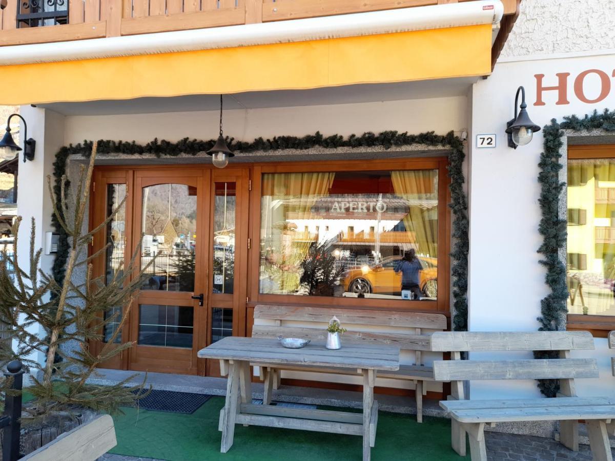 Hotel Garni B&B Maffei Pinzolo Exteriör bild