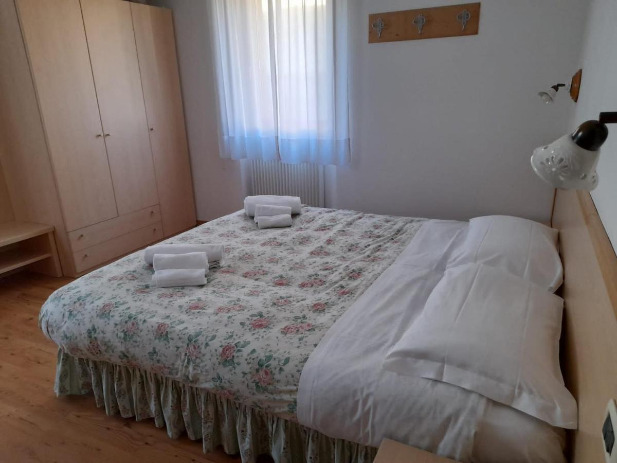 Hotel Garni B&B Maffei Pinzolo Exteriör bild