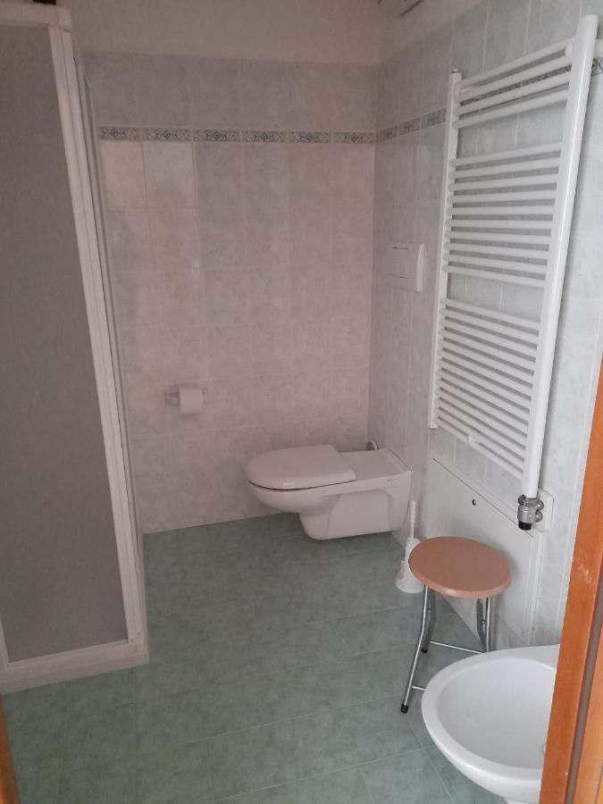 Hotel Garni B&B Maffei Pinzolo Exteriör bild
