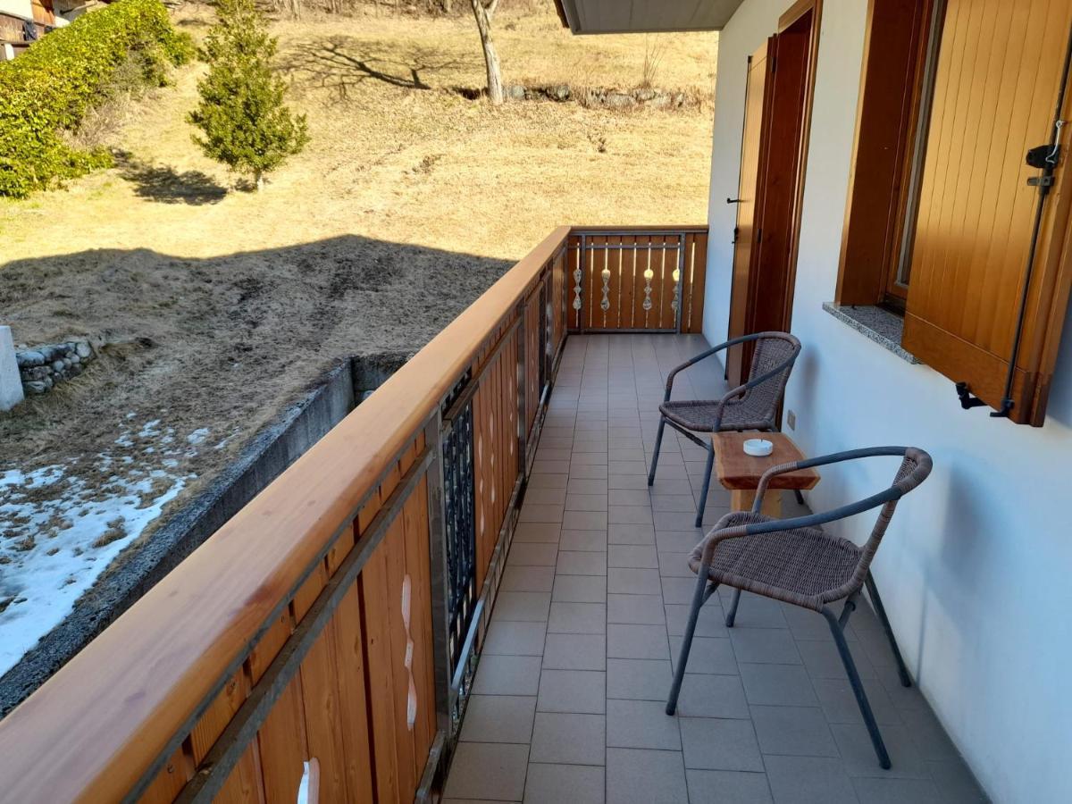 Hotel Garni B&B Maffei Pinzolo Exteriör bild