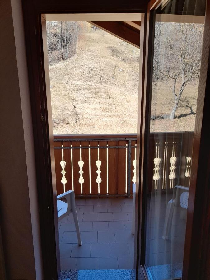 Hotel Garni B&B Maffei Pinzolo Exteriör bild
